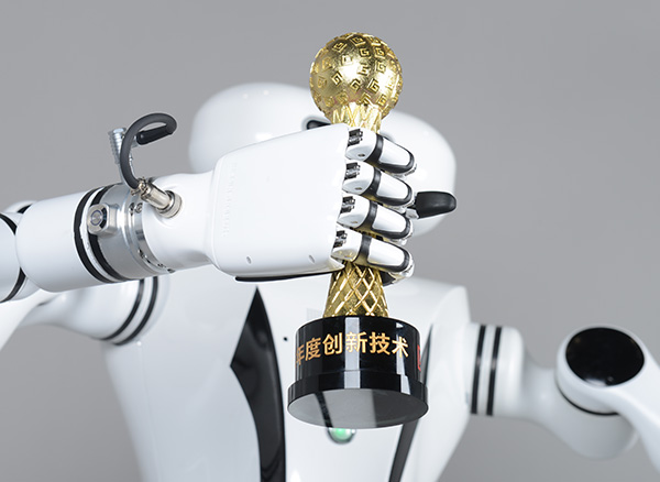 Hogyan segíti a robotkar a selejtarány csökkentését?